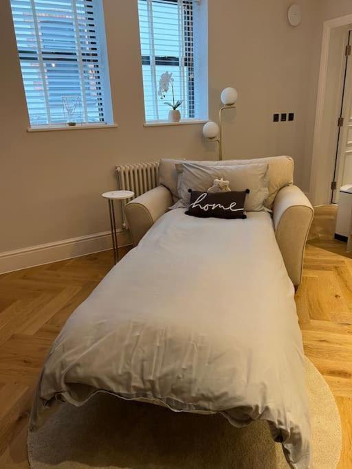 New Apartment, 10 Mins From Principality Stadium Cardiff Kültér fotó